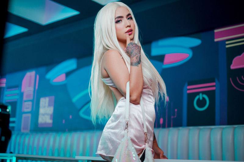 Live sex webcam photo for NikkiLaurentt #6112114