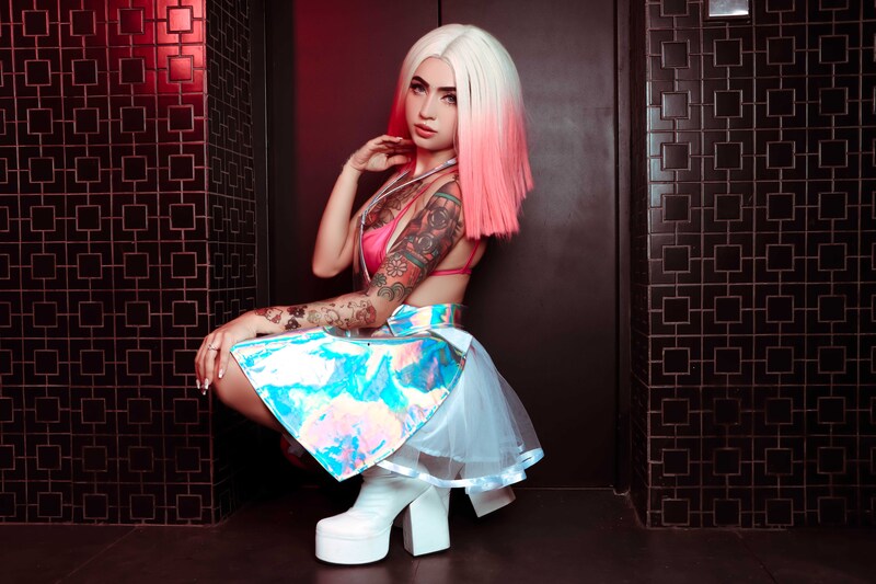 Live sex webcam photo for NikkiLaurentt #6112384