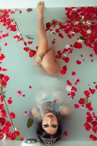 Live sex webcam photo for NikkiLaurentt #6112443