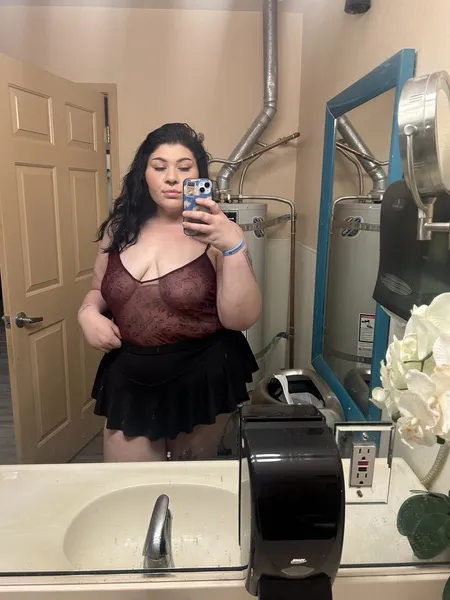 Live sex webcam photo for PeggySueParker #6061680