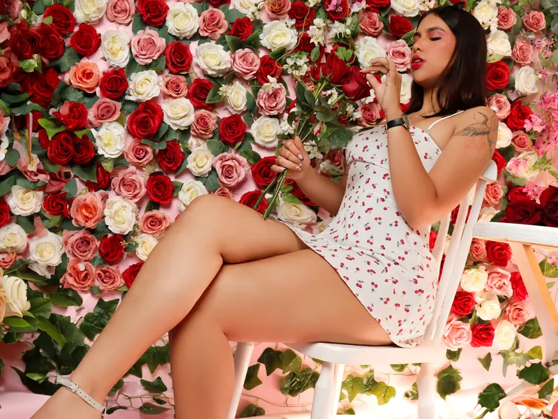 Live sex webcam photo for IrisMiller #6155377