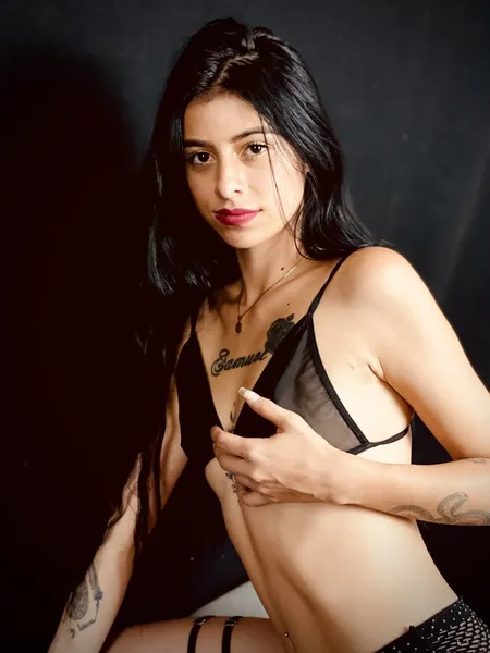 Live sex webcam photo for Mailiz #6020406