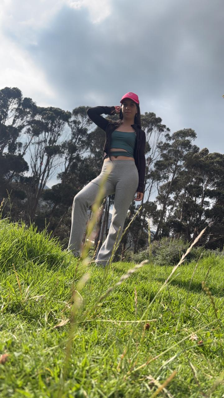 Live sex webcam photo for Megannklein #7879716