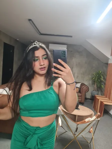 Live sex webcam photo for ELICHITA #6124372