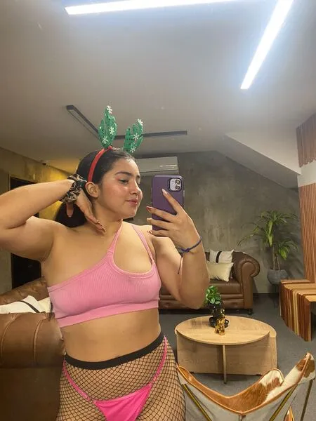 Live sex webcam photo for ELICHITA #6124417
