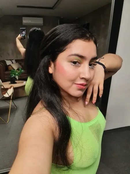 Live sex webcam photo for ELICHITA #6124295