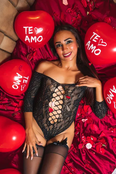 Live sex webcam photo for KELSEYFOXY #6900233