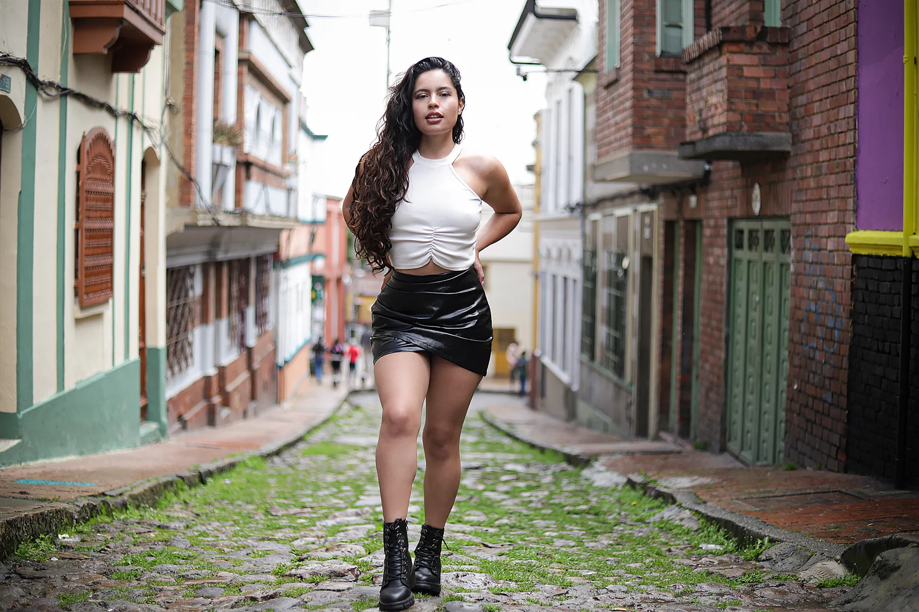 Live sex webcam photo for SharaThomas #7246019