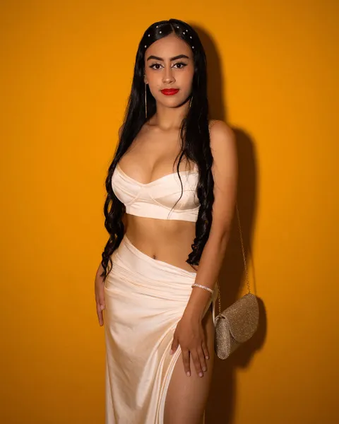 Live sex webcam photo for VioletCamel #6101382