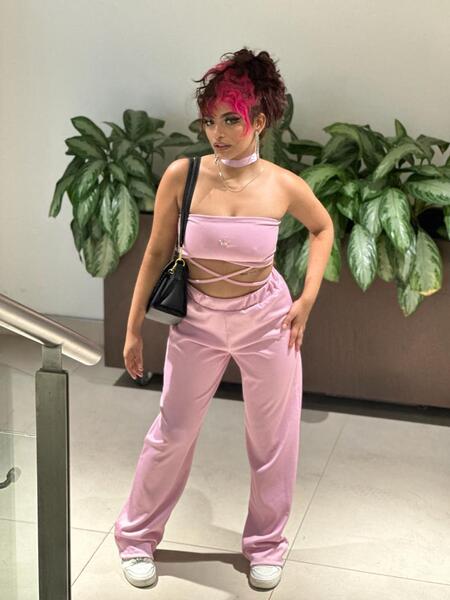 Live sex webcam photo for izzakleer #5675884