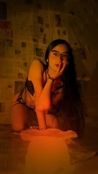 Live sex webcam photo for MolliEcxotica #5654611