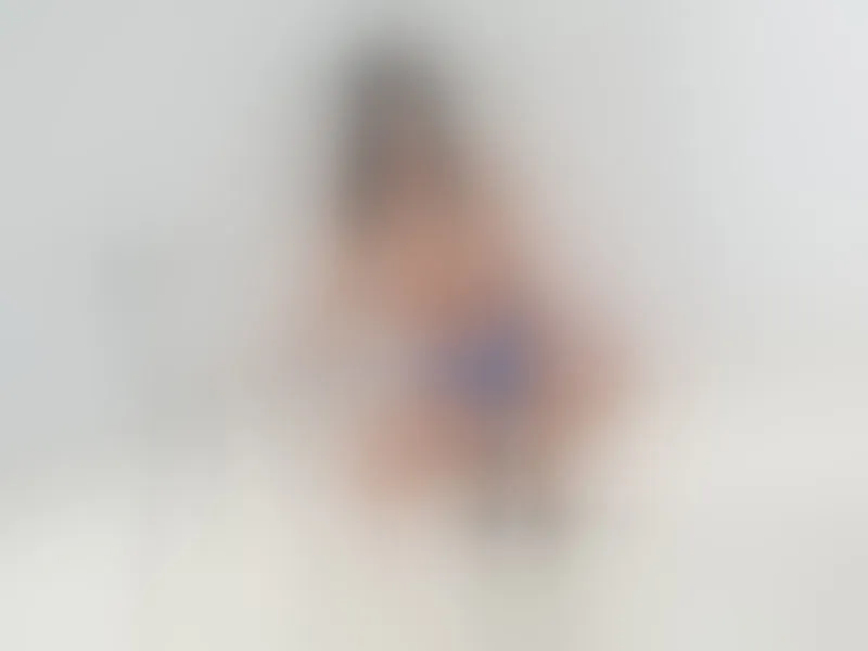 Live sex webcam photo for IzzaHicks #5687118