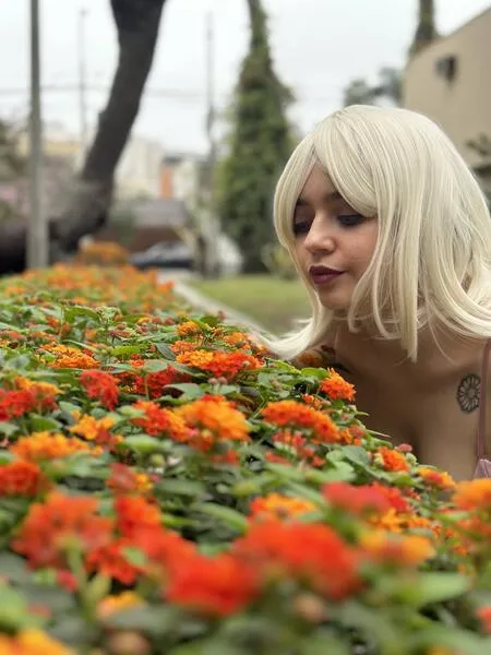 Live sex webcam photo for milkcoconut #5684939