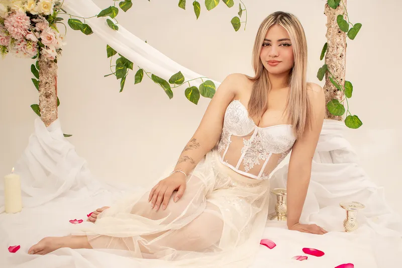 Live sex webcam photo for AlexaThoms #7805259
