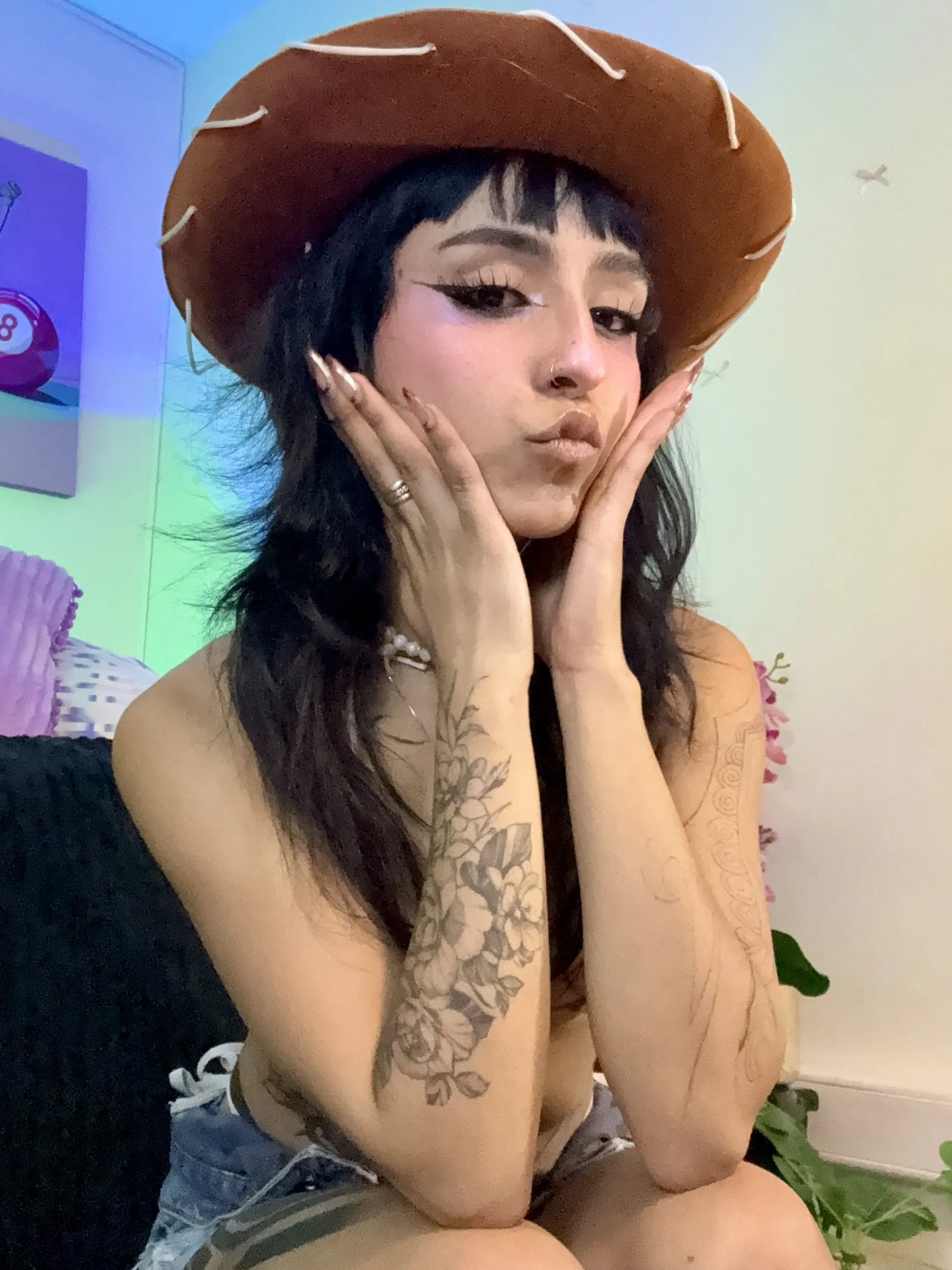 Live sex webcam photo for MaveParks #8592213