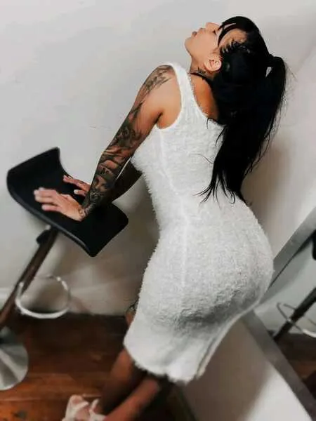 Live sex webcam photo for NicollexSquirt #5664816