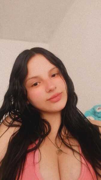 Live sex webcam photo for CelesteeCutee #6242950