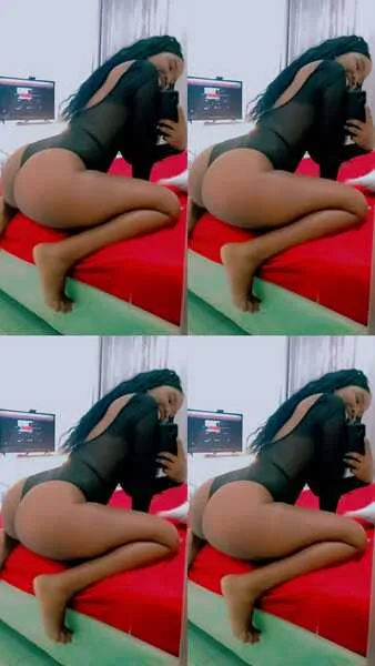 Live sex webcam photo for NaomiAshay #5700772