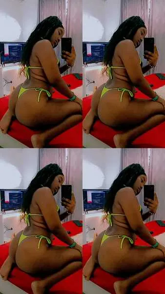 Live sex webcam photo for NaomiAshay #5689508