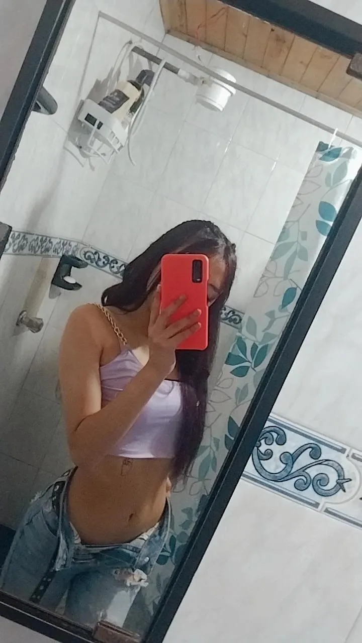 Live sex webcam photo for SophiexBunny #7321948