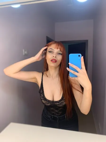 Live sex webcam photo for LEEYLA #5740261