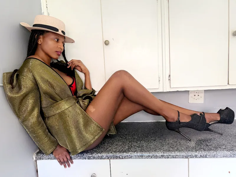 Live sex webcam photo for CreamyCaramelx #5740398