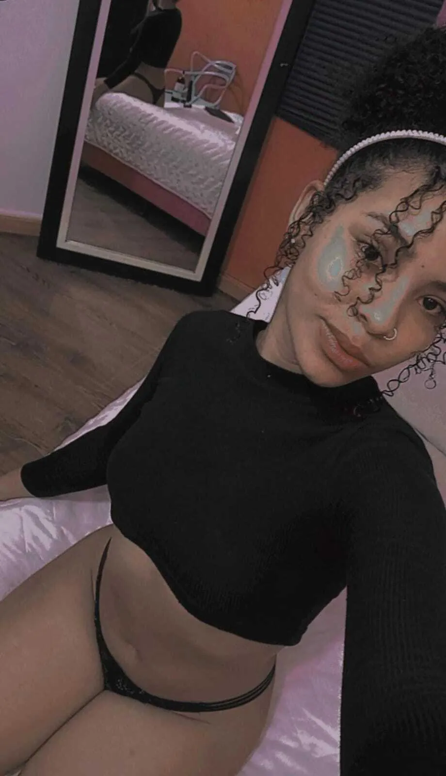 Live sex webcam photo for saamara #7403885