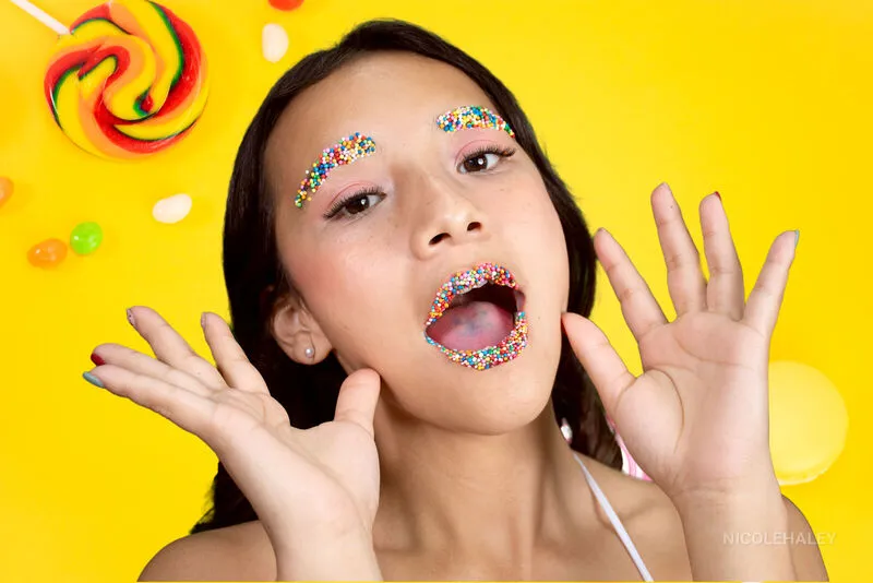 Live sex webcam photo for NicoleHaley #6204707