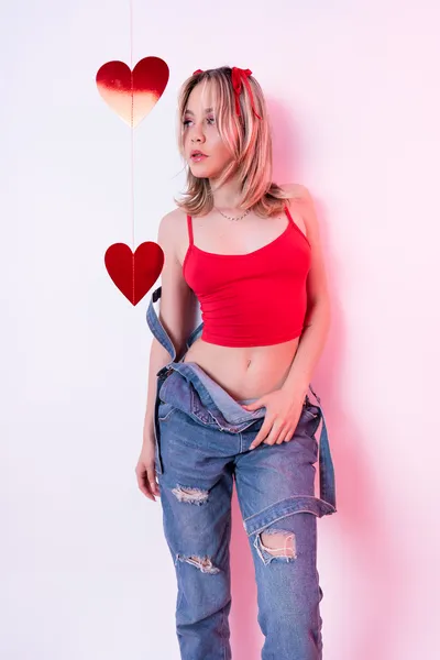 Live sex webcam photo for LoreenCute #6899223