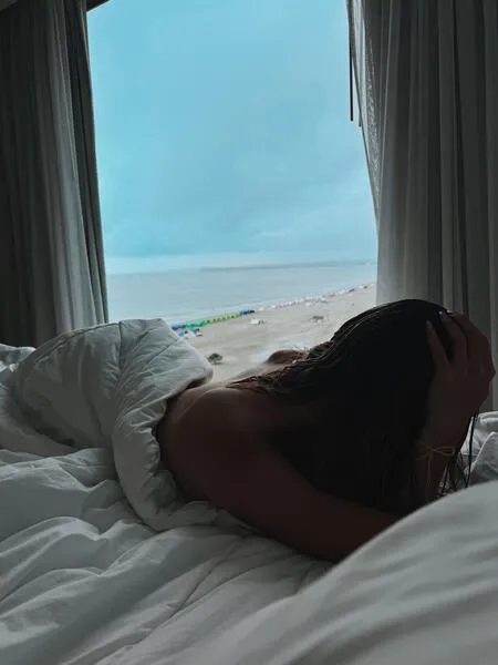 Live sex webcam photo for LoreenCute #6349632