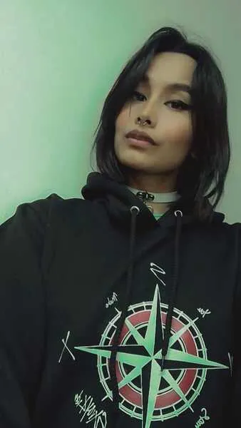 Live sex webcam photo for CharlotteHershel #6372594