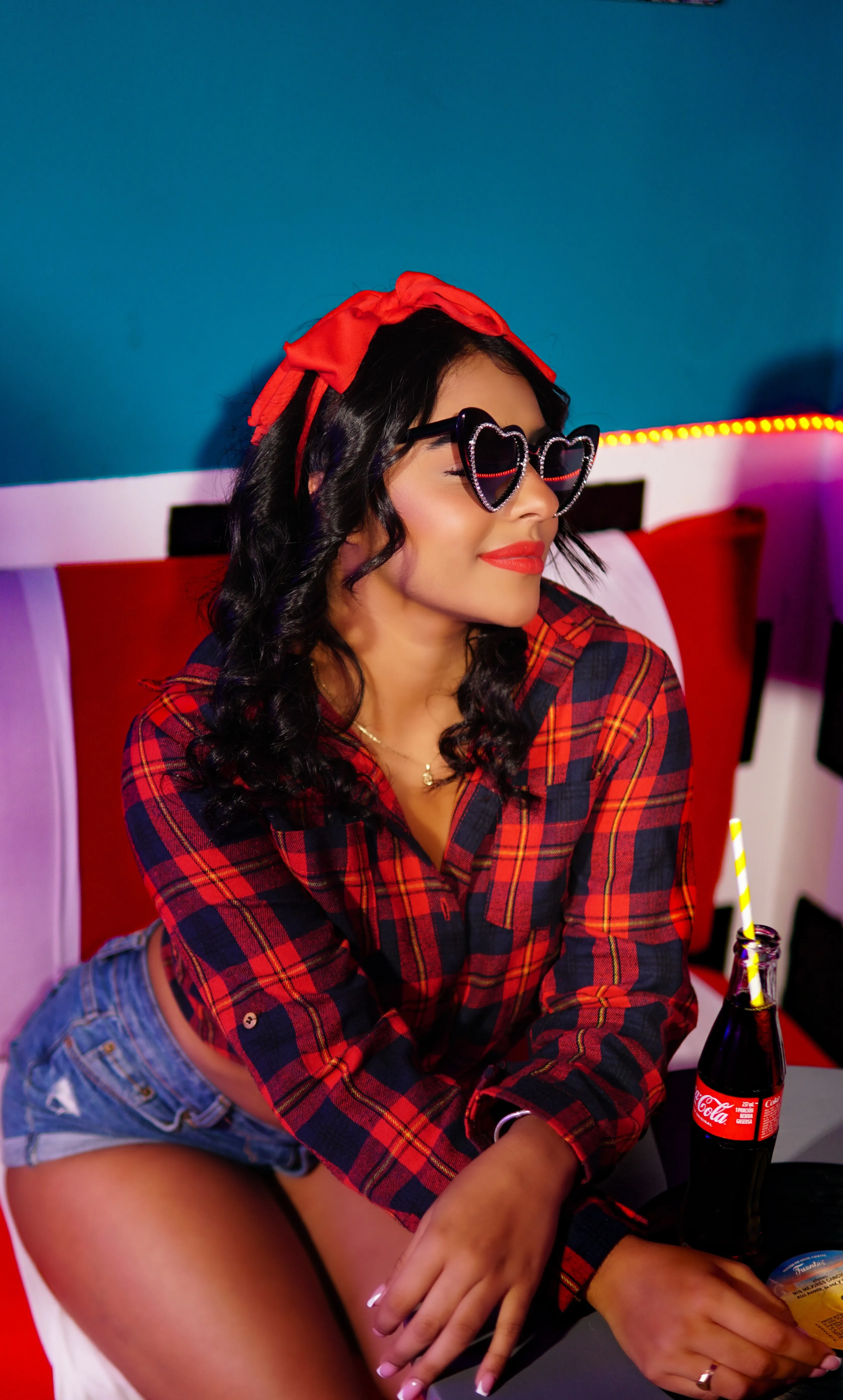 Live sex webcam photo for MiaaCaastro #7251500