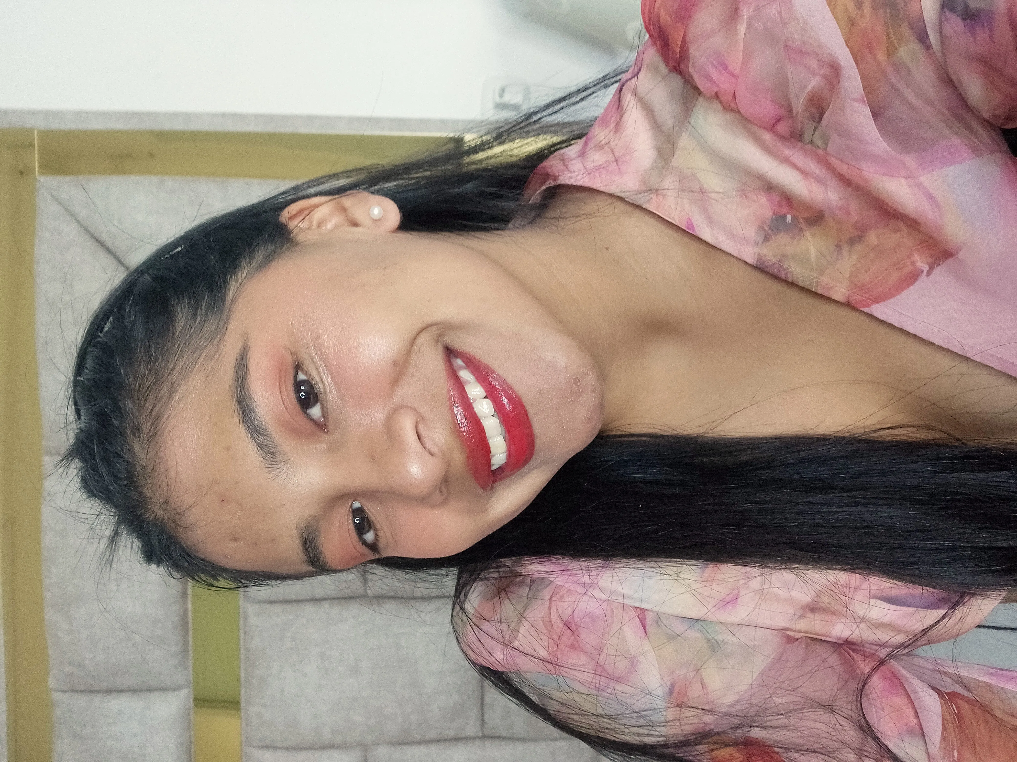 Live sex webcam photo for LinnaValencia #7182559