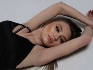 Live sex webcam photo for BeautyBellaKiss #6301303
