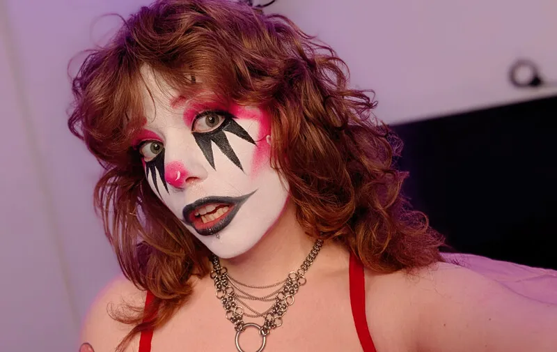 Live sex webcam photo for Twitchtheclownn #7101059