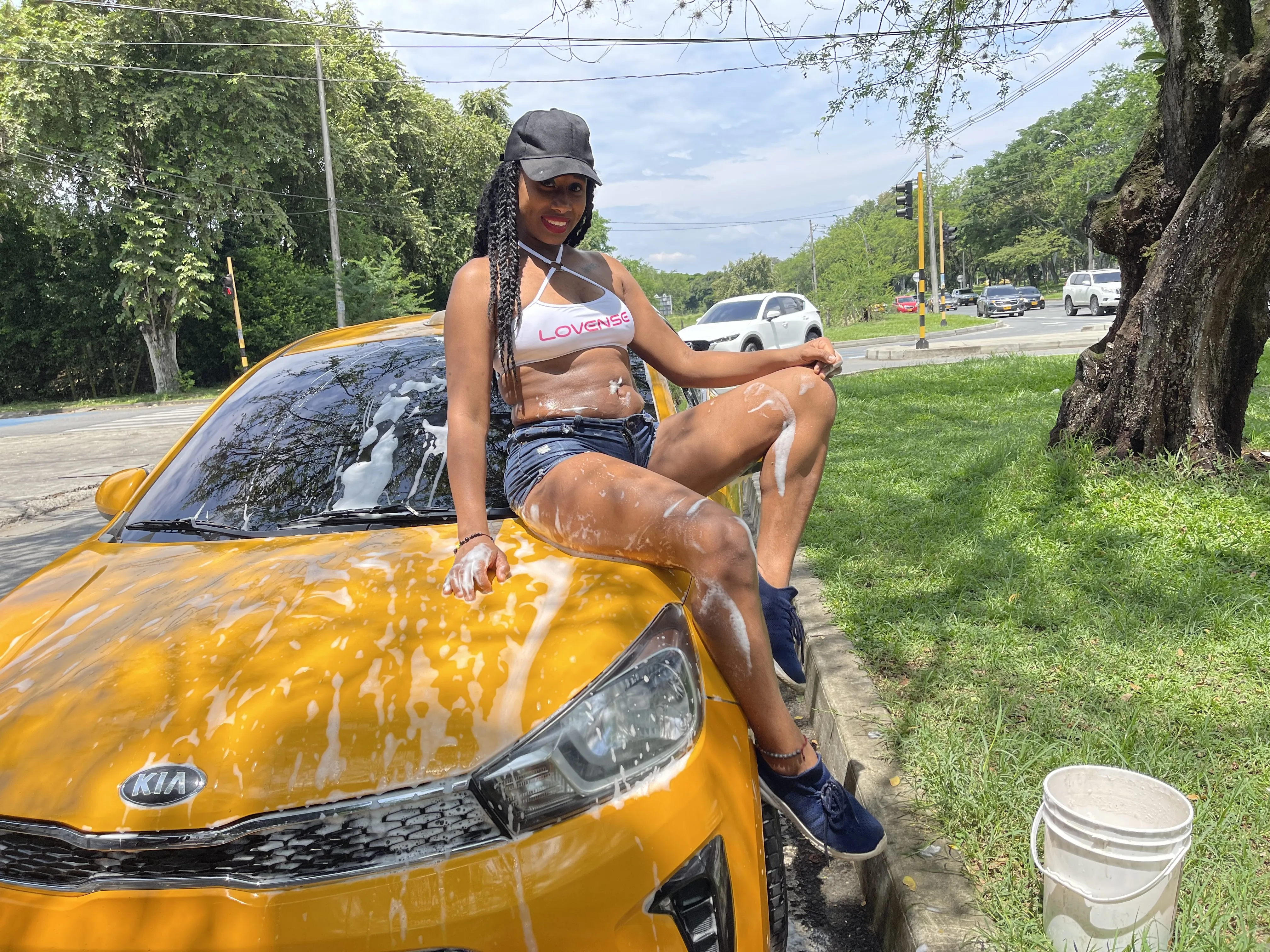 Live sex webcam photo for naomybrooms #7900277