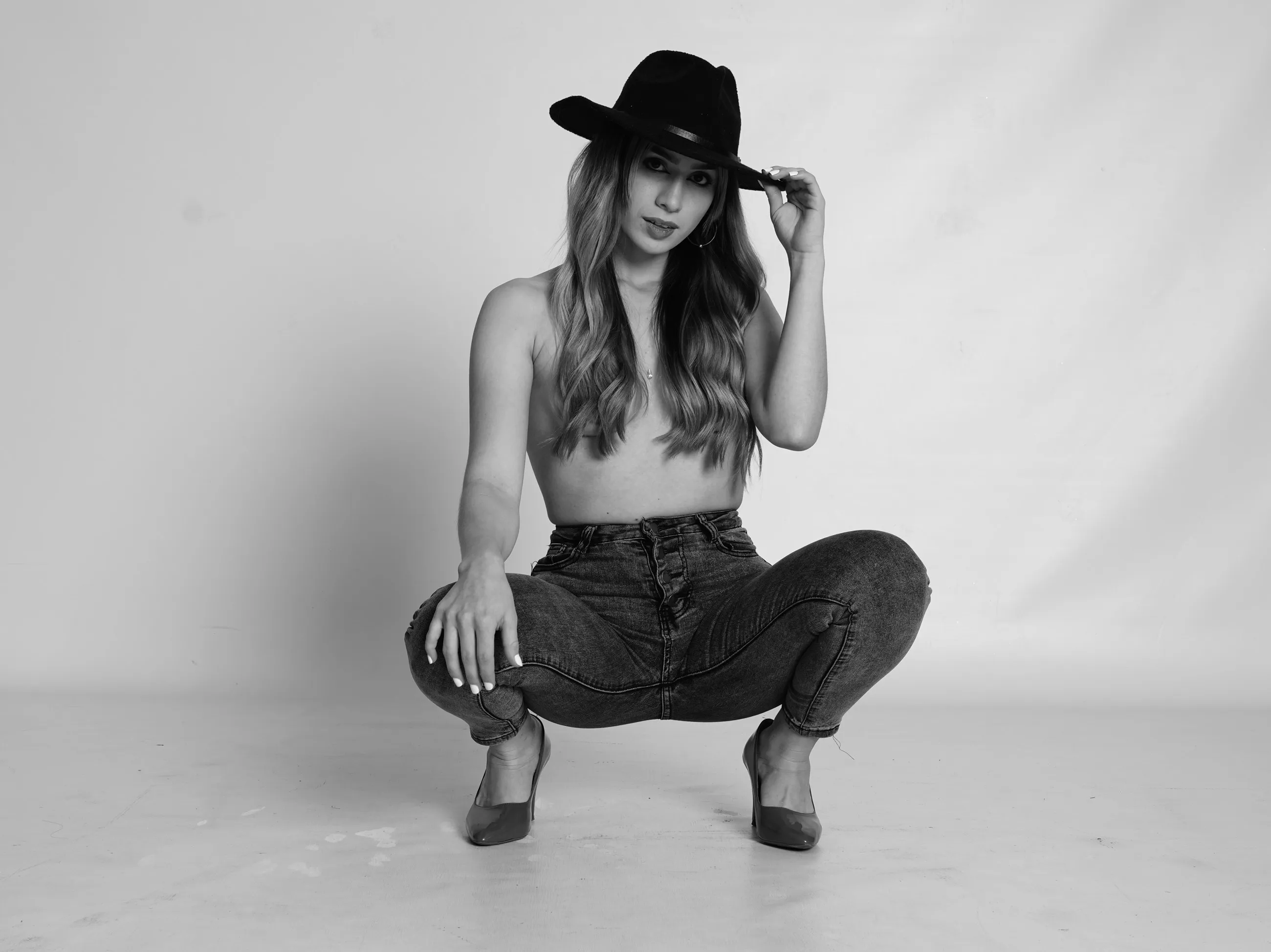 Live sex webcam photo for SarahRouxx #7878691