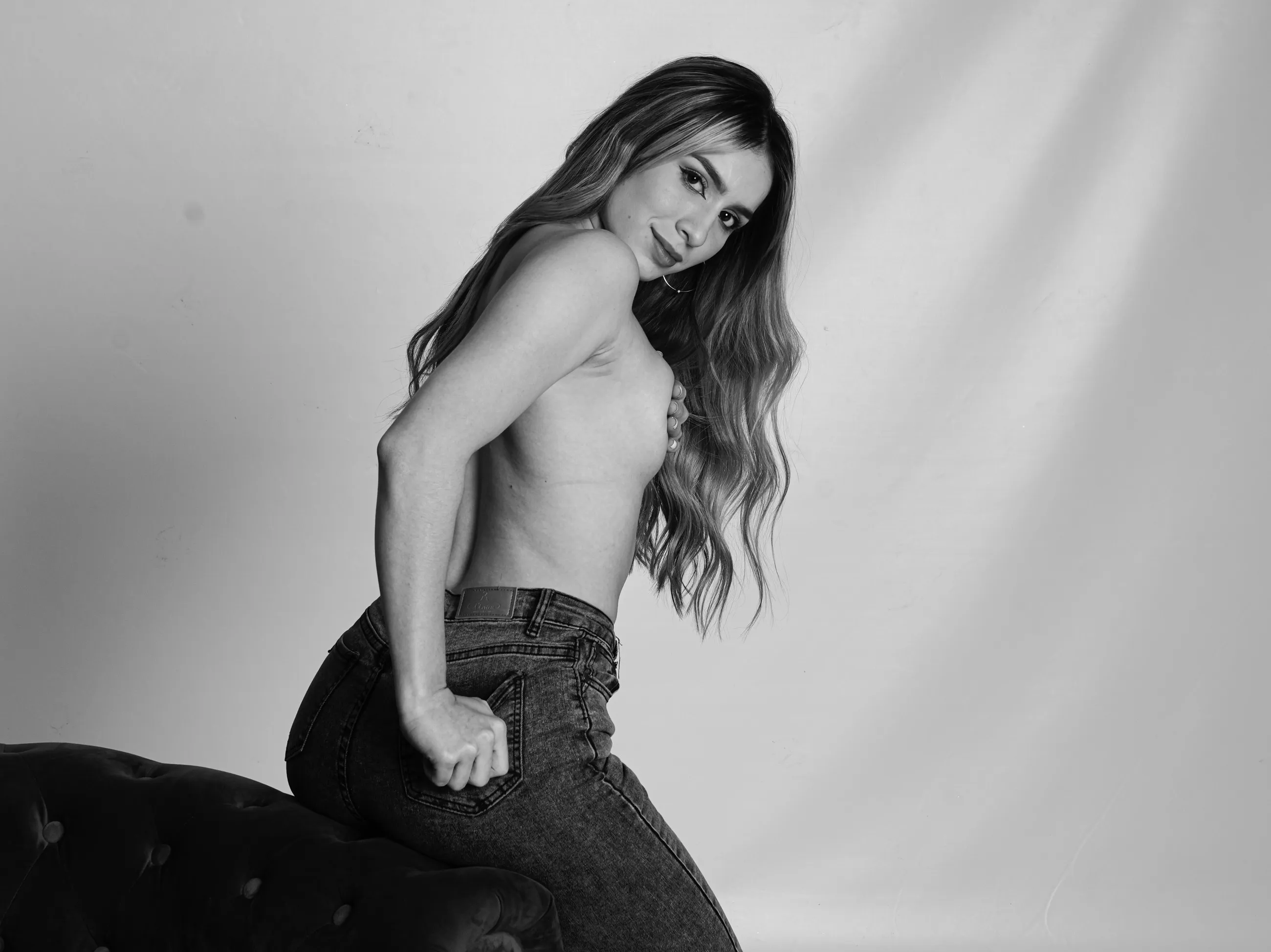 Live sex webcam photo for SarahRouxx #7878683