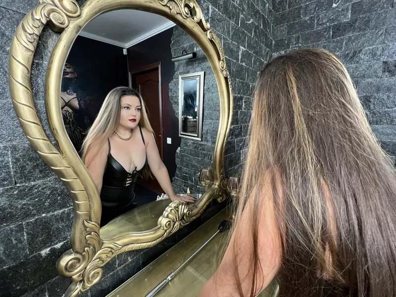 Live sex webcam photo for ElectraBardot #5699653