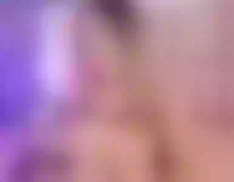 Live sex webcam photo for MiaFerrera21 #5709484