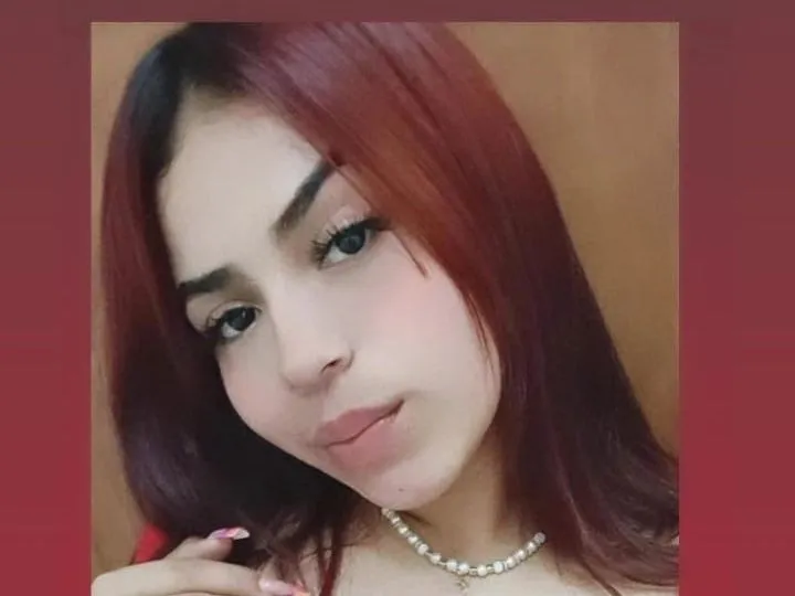 Live sex webcam photo for JenniferHotGirl #5708718