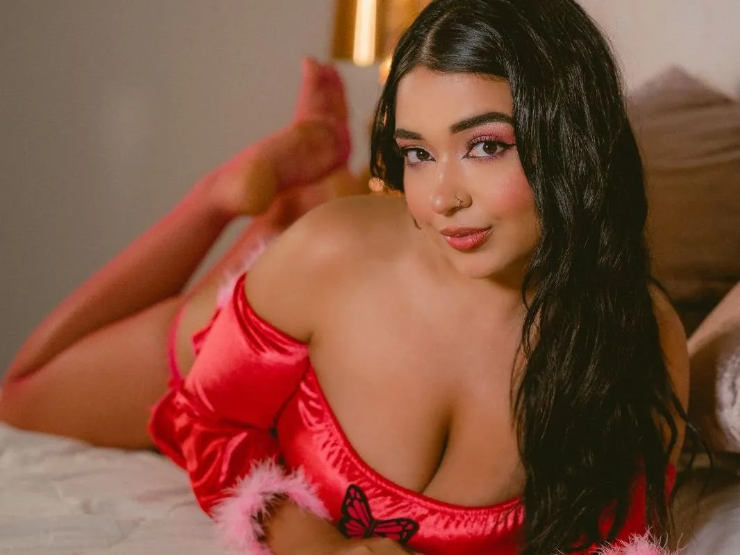 Live sex webcam photo for BeccaLenns #5741173