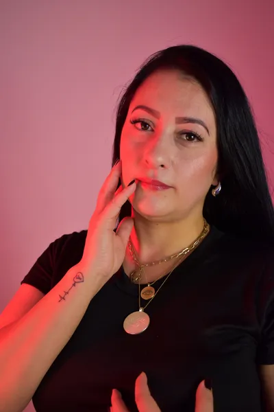 Live sex webcam photo for KameliaDuran #7110624