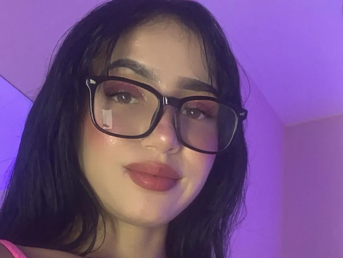 Live sex webcam photo for SalomePereyraa #5952147