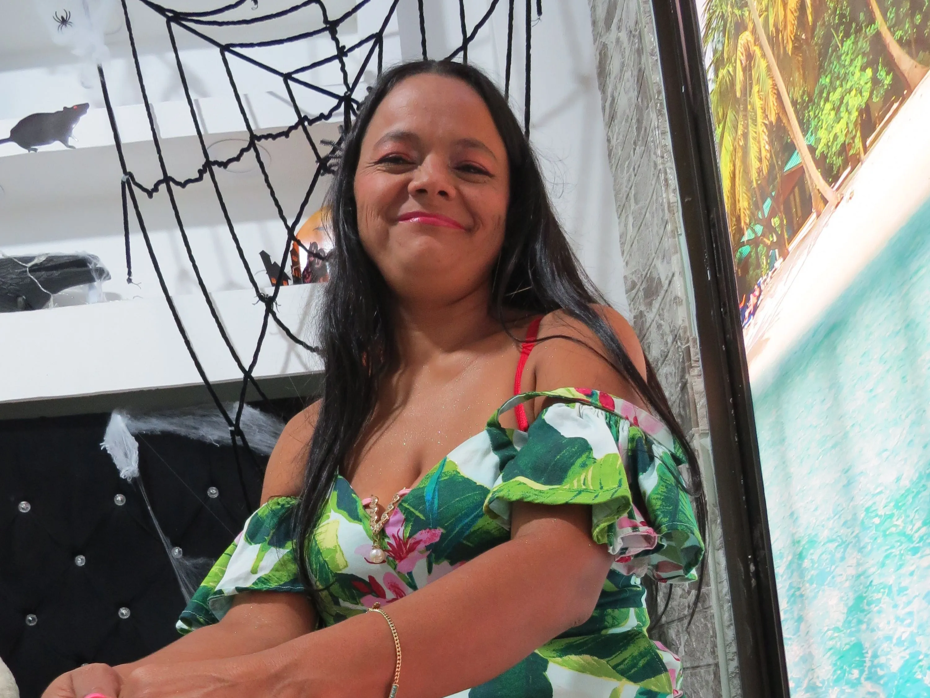 Live sex webcam photo for Jloxxxhot #5933628