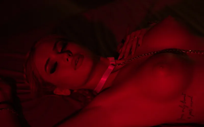 Live sex webcam photo for MickyCross #6194751