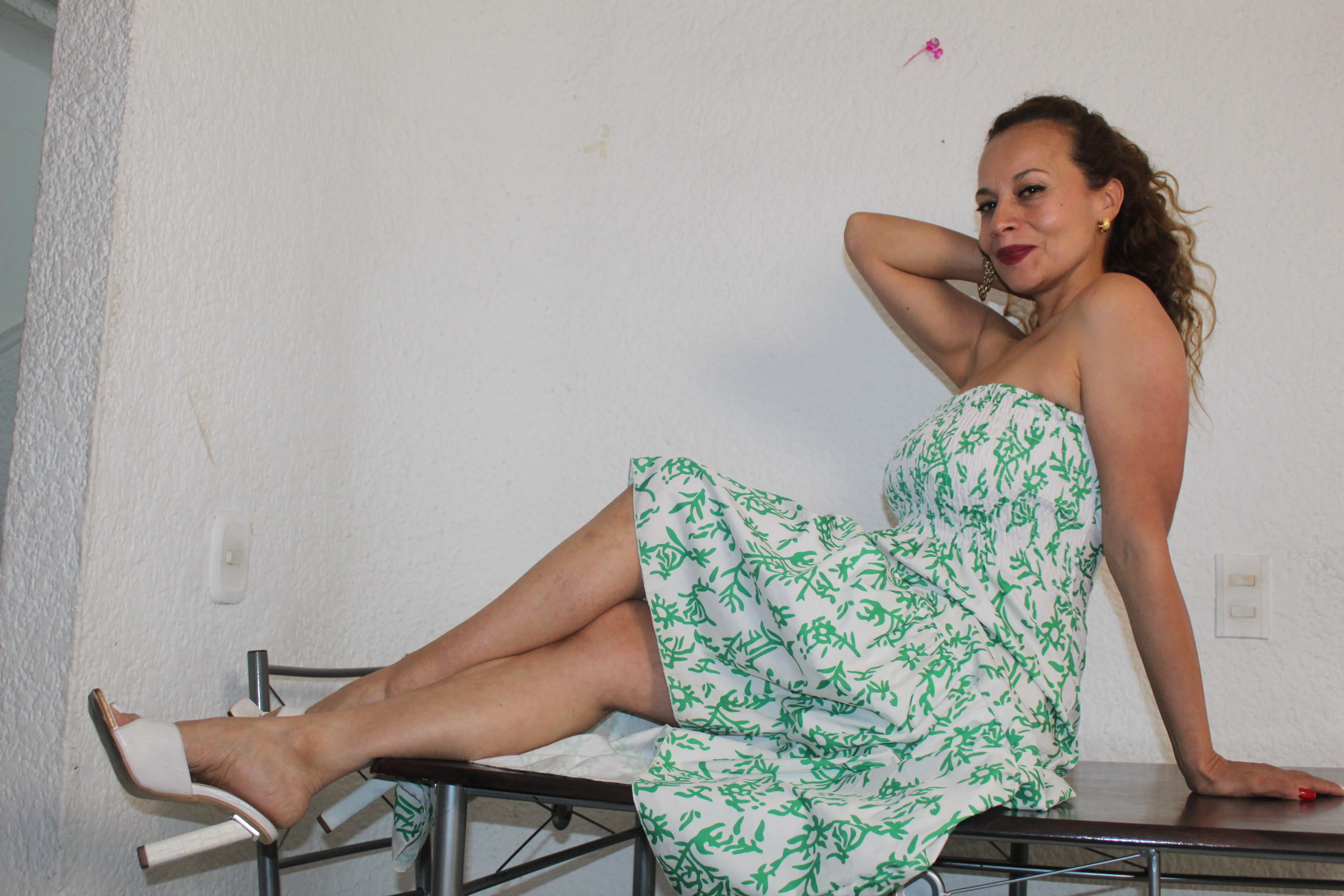 Live sex webcam photo for MeiMartin #7842972