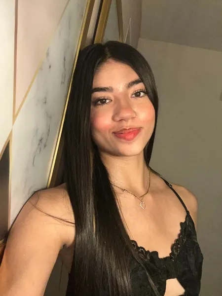 Live sex webcam photo for MelodyJakson #6026834