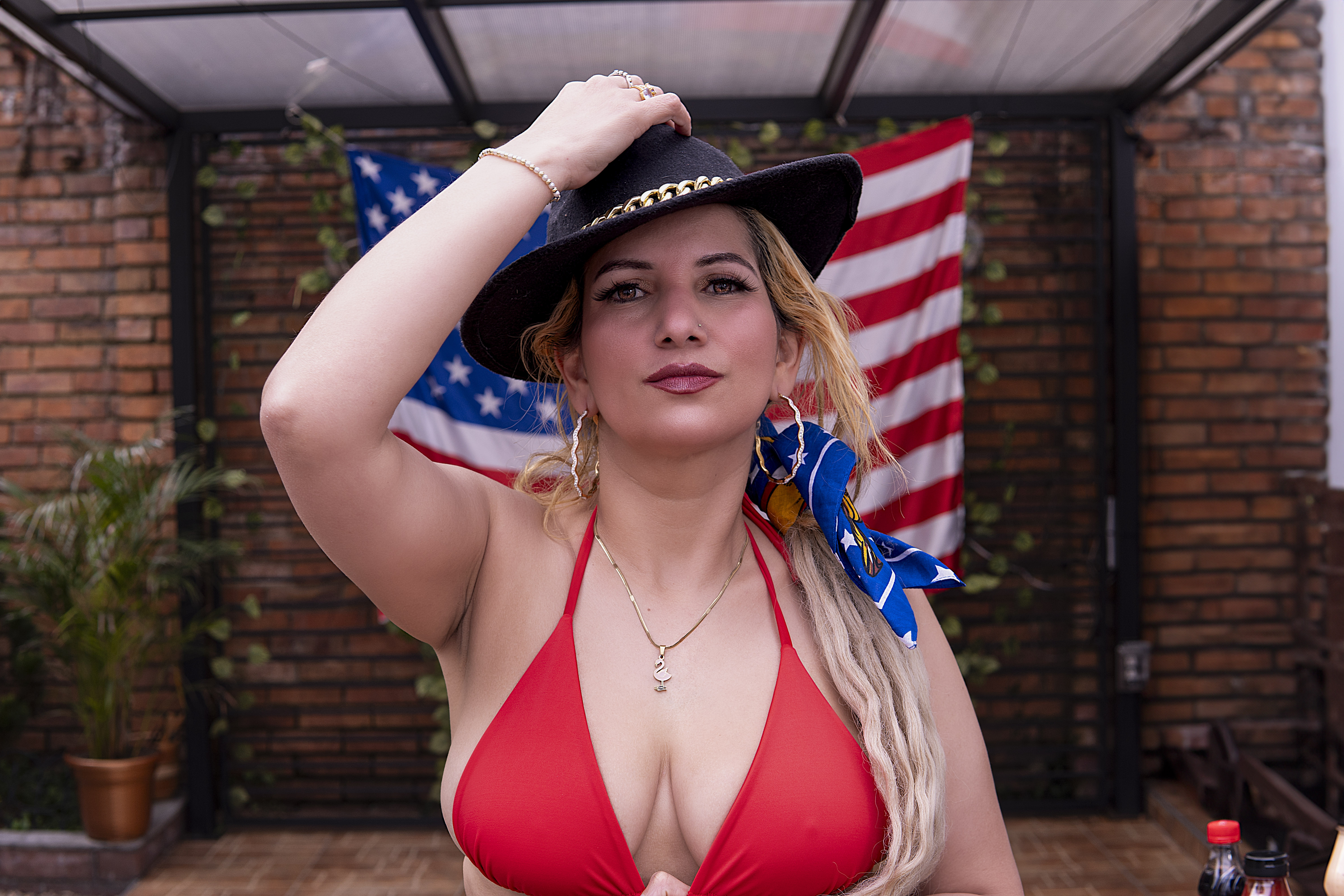 Live sex webcam photo for GiuliaAddams #7836201