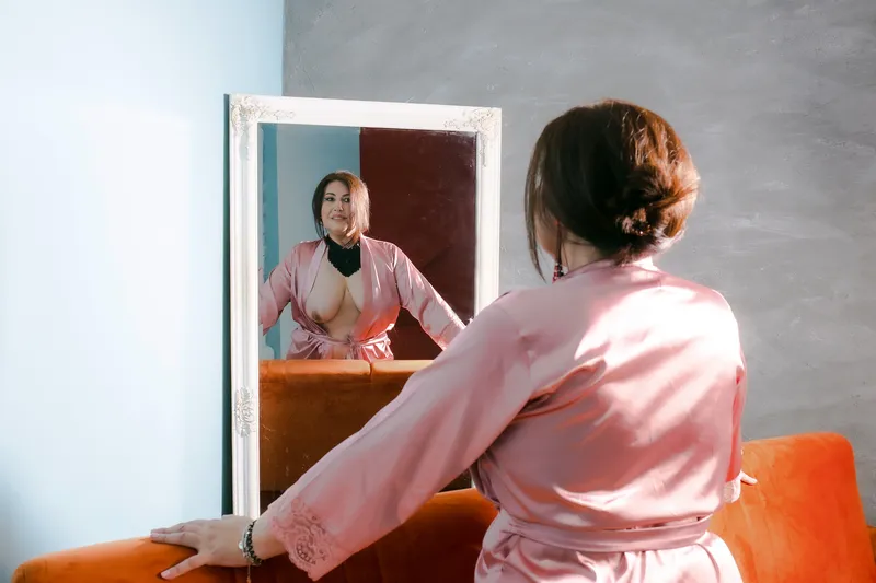 Live sex webcam photo for AryaEvee #6267381